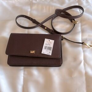 Michael Kors Crossbody Wallet